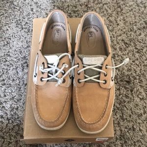 Sperry top siders